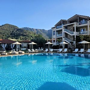 Korina Hotel